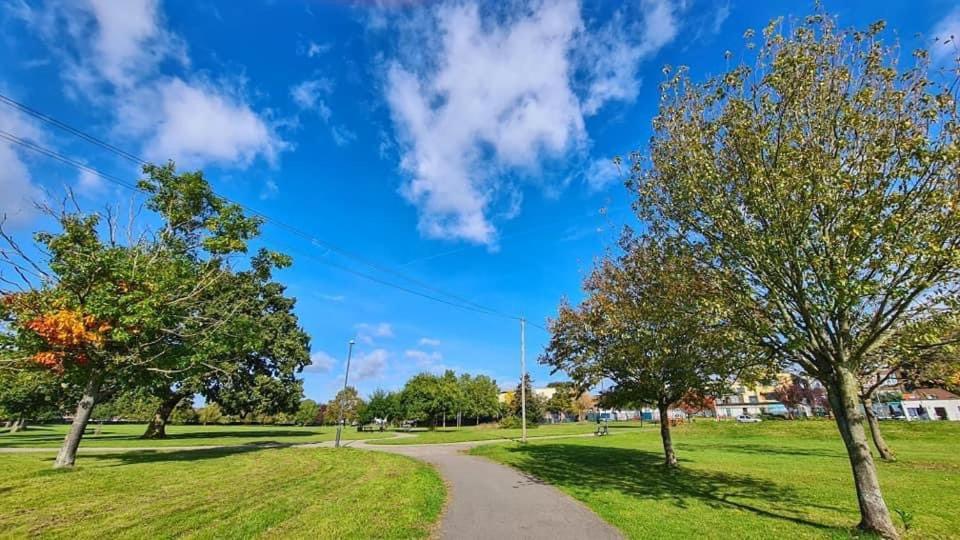 Lux 3Bed Near Wembley With Parking By Oceana Group - Sleeps 8 Lejlighed Harrow Eksteriør billede