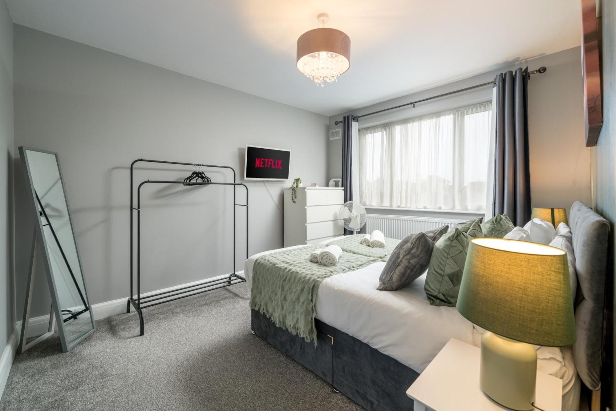 Lux 3Bed Near Wembley With Parking By Oceana Group - Sleeps 8 Lejlighed Harrow Eksteriør billede